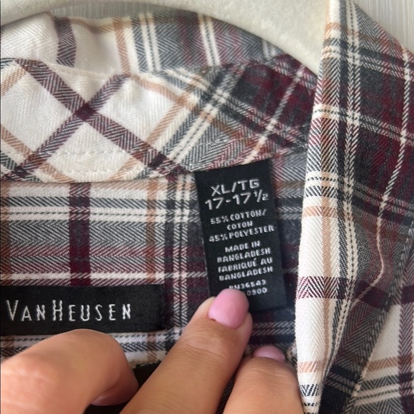 Van Heusen Plaid Button Down - Picture 5 of 7